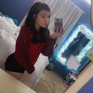 Meet your Posher, Avery